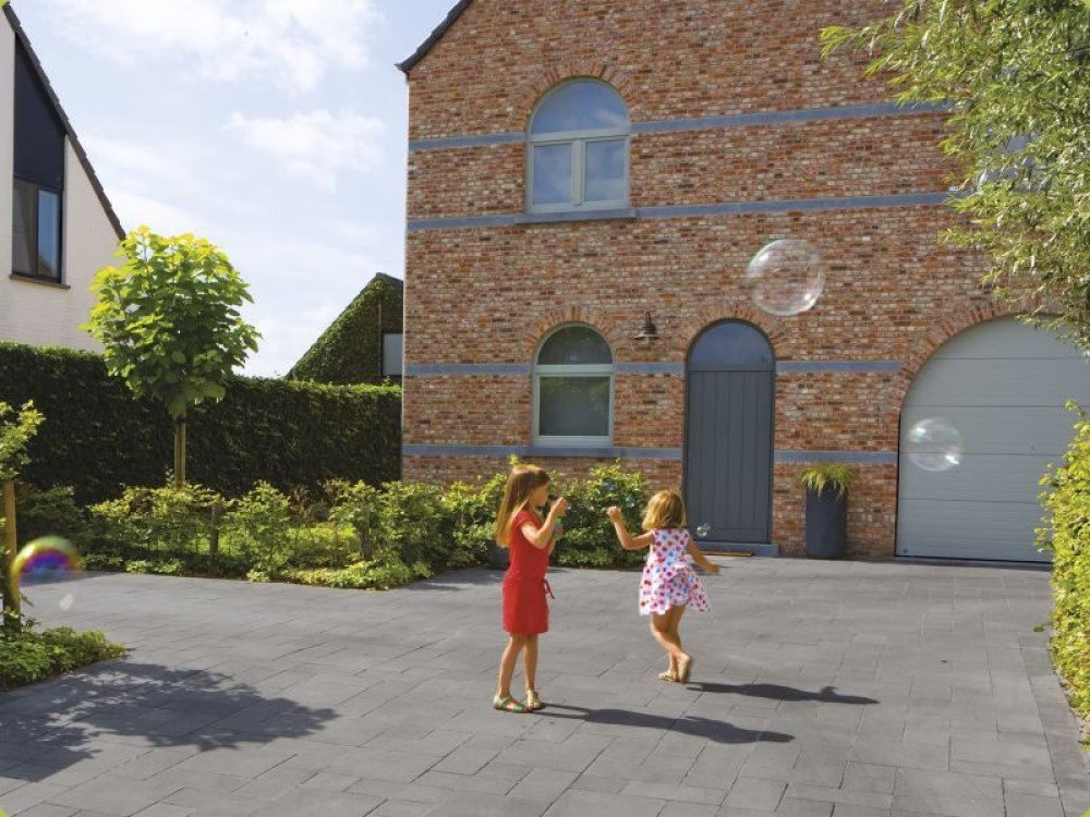 Kleiklinkers of betonklinkers: welke klinkers kies jij voor je terras of oprit?